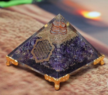 Amethyst With Flower Of life EMF Protection Orgonite Pyramid